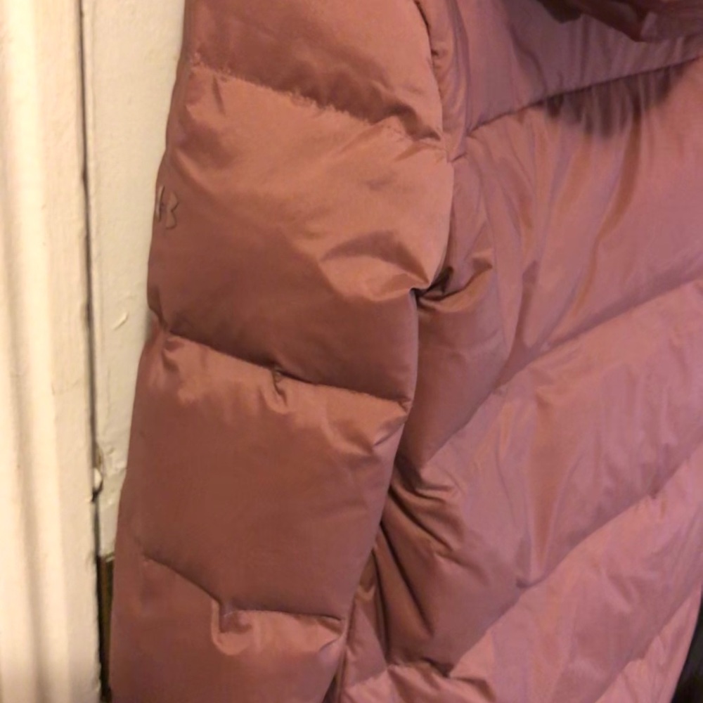 Under Armour down jacket - Picture 3 of 3